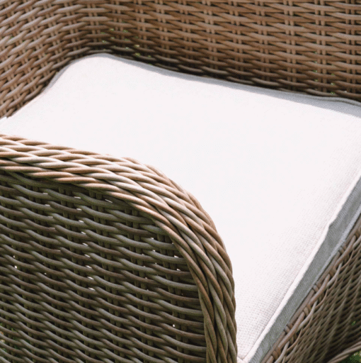 Hampshire 4-Seater Round Wicker Rattan Dining Set, Natural - Image 5